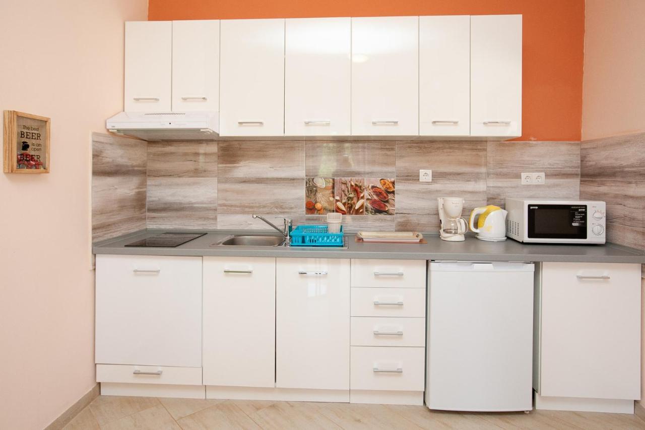 Apartmani Lea Starigrad Paklenica Luaran gambar
