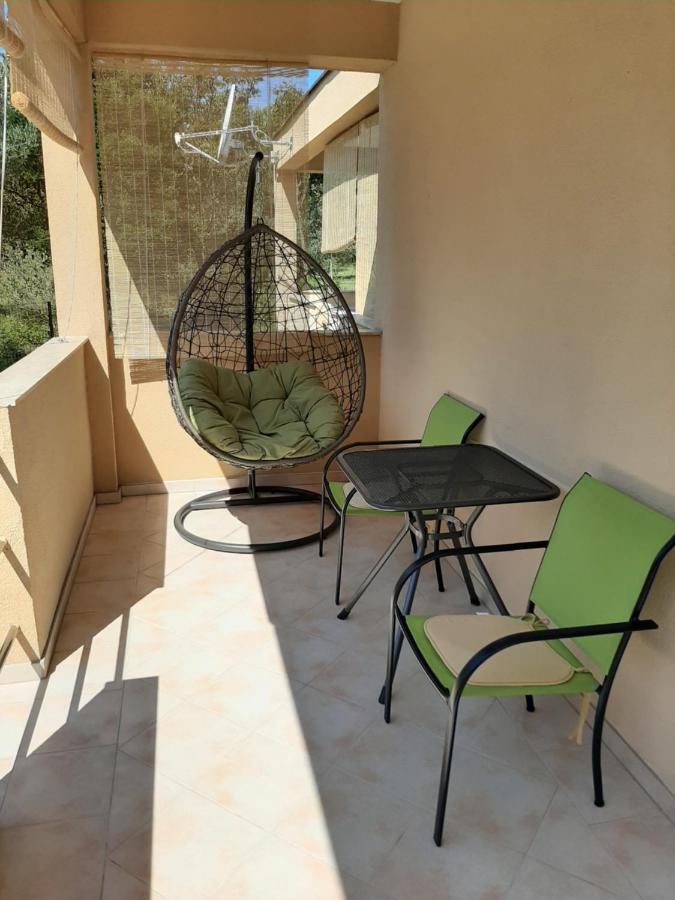 Apartmani Lea Starigrad Paklenica Luaran gambar